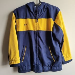 Nike jacket size 8 for boys